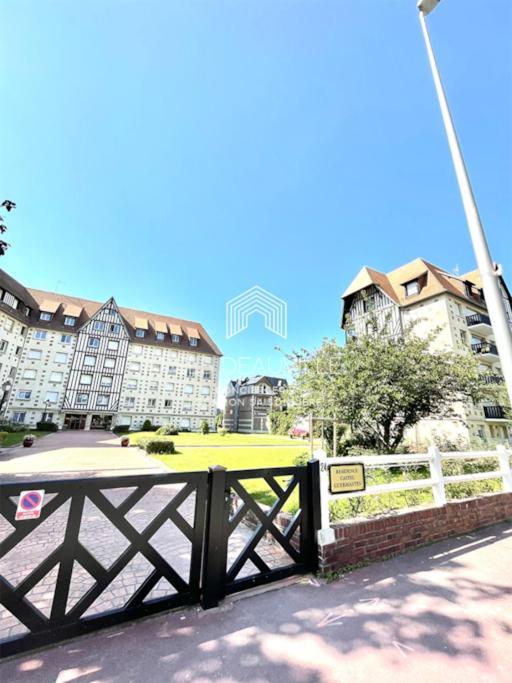 Le Castel 1 C.L.S Deauville Zewnętrze zdjęcie
